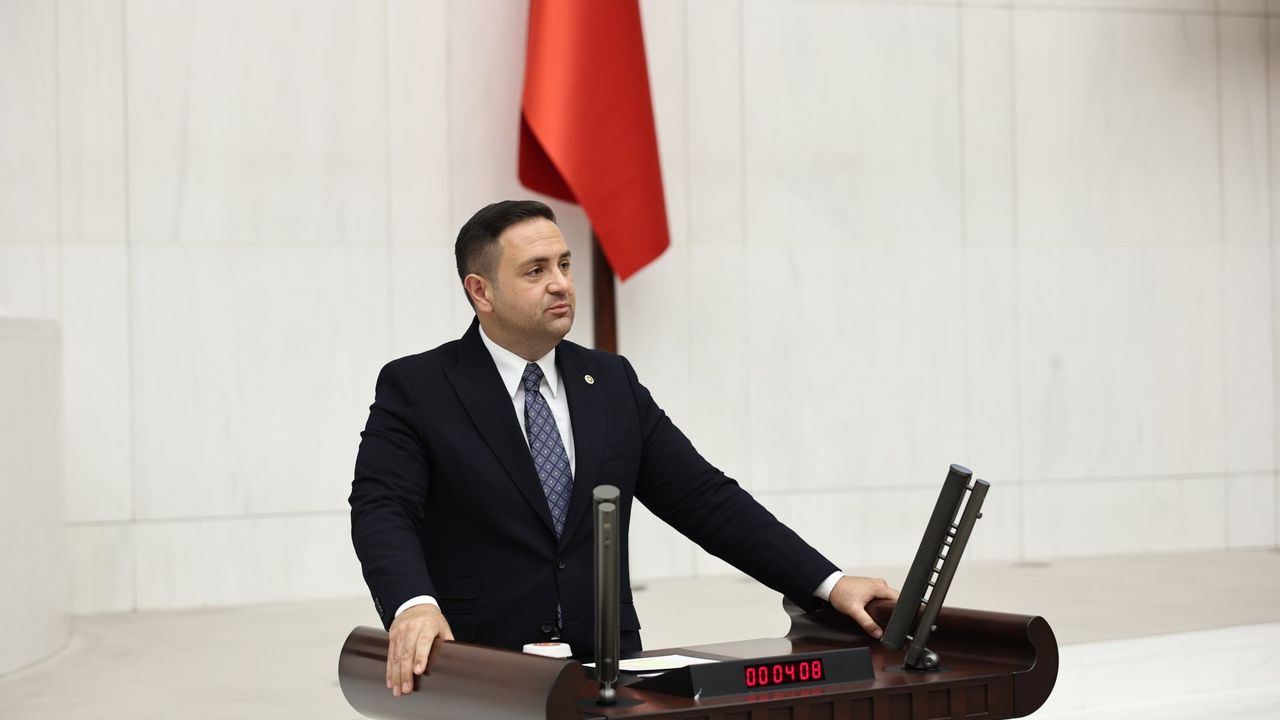 Umut Akdoğan'dan